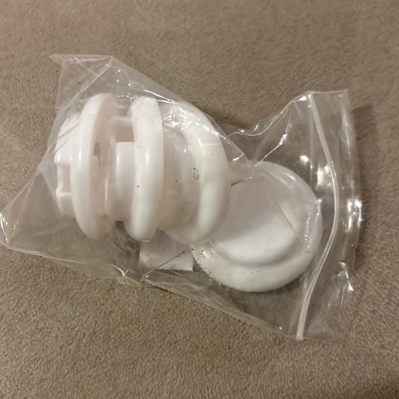 ELEVATION TRAINING MASK BRAND NEW - Picture 2 of 2